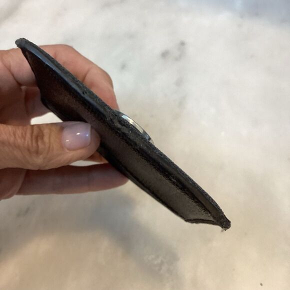 Michael Kors Black Key Card Holder Sleek Design - Picture 5 of 7